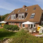 Апартаменты Strandlaeufer Im Haus Suedstrand Вик-ауф-Фёр